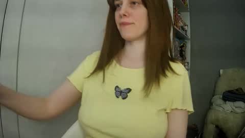 Snapshot of summerbluesky chatting on 04.13.26 summerbluesky online show from 04.13.26