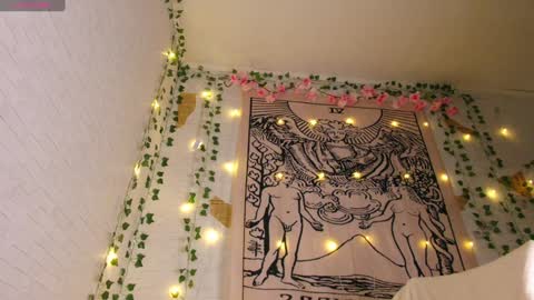 summerhazee online show from 12.03.24