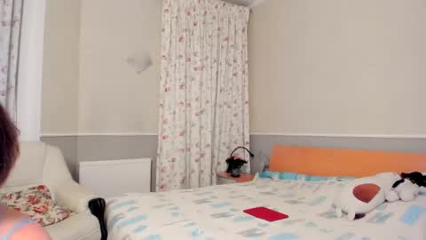 Snapshot of summerliza chatting on 02.05.25 summerliza online show from 02.05.25