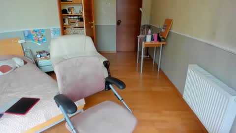 Snapshot of summerliza chatting on 09.22.25 summerliza online show from 09.22.25