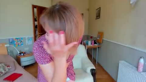 Snapshot of summerliza chatting on 10.01.25 summerliza online show from 10.01.25