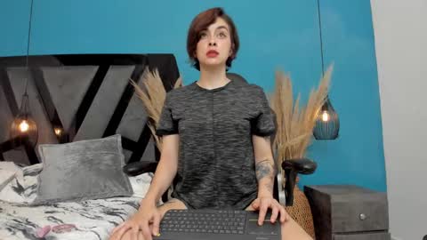 Snapshot of summerprints chatting on 12.10.24 Summer online show from 12.10.24