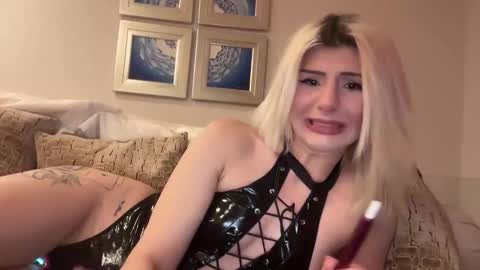 Kate online show from 02.20.26