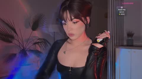 Snapshot of sun_for_you chatting on 10.11.25 Miss Nelly online show from 10.11.25