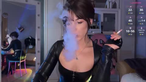 Snapshot of sun_for_you chatting on 10.18.25 Miss Nelly online show from 10.18.25