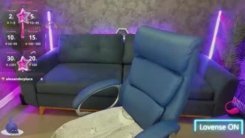 Snapshot of sun_kitty_ chatting on 10.22.25 Alisa online show from 10.22.25