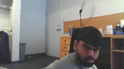 Sundoog online show from 03.04.25
