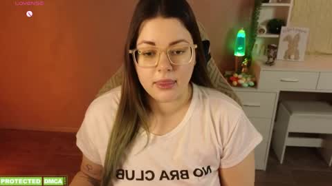 Tina. Im topless model  online show from 04.06.26