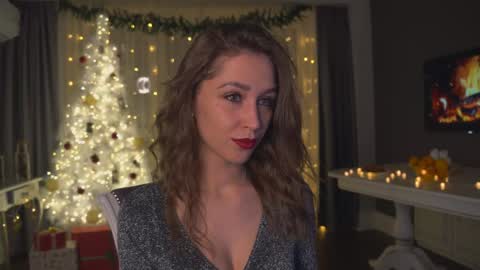 Kate online show from 12.21.24