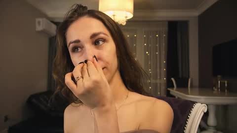 Kate online show from 02.19.25