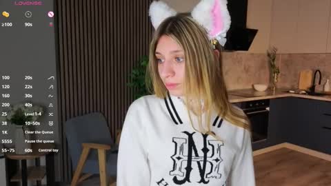 Kiki online show from 03.23.26