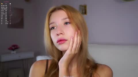 Lily online show from 11.02.25