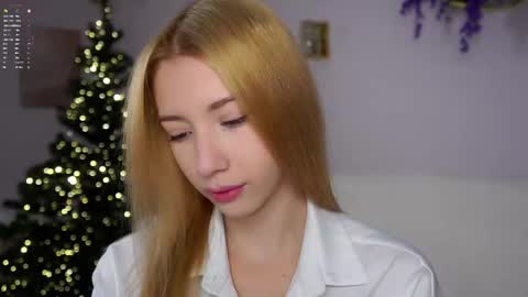 Lily online show from 12.22.25