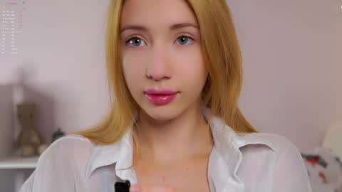 Lily online show from 01.18.26