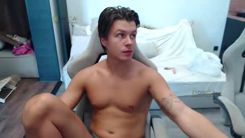 Alice and Sergey online show from 10.12.25