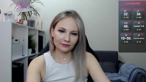 Naomi online show from 03.12.25