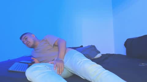 Christian Vanessa online show from 09.21.25