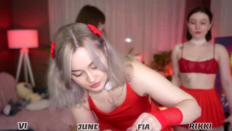 Fia  -  TG -  Mia -  Alice -  online show from 10.06.25