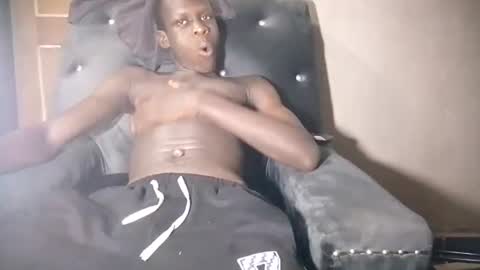 Sunnyblack2 online show from 01.30.25