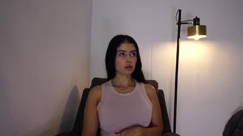 Snapshot of sunnymorrison chatting on 02.20.25 sol online show from 02.20.25