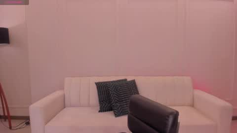 Sunny Rivers online show from 01.04.25