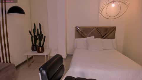 Sunny Rivers online show from 10.28.25