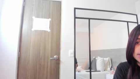 Snapshot of sunnywhitee chatting on 09.12.25 sunnywhitee online show from 09.12.25