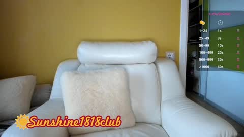 Snapshot of sunshine1818club chatting on 01.10.25 Angela Sunshine1818club online show from 01.10.25