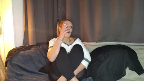 Ava online show from 01.10.25