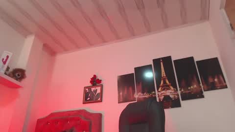 Snapshot of sunshine_gh1 chatting on 03.08.25 Sunshine online show from 03.08.25