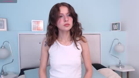 Snapshot of sunshine_gh1 chatting on 10.21.25 Sunshine online show from 10.21.25