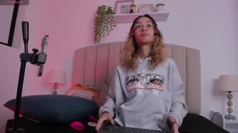 Valentina online show from 10.30.25