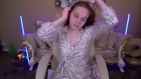 Snapshot of sunshinelolaa chatting on 11.23.25 Lola online show from 11.23.25