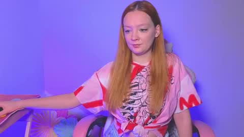 Snapshot of sunshunexxx chatting on 10.05.25 SunShuneXxX online show from 10.05.25