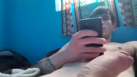 Snapshot of sunsweetsavage chatting on 02.09.25 BIGDGEE online show from 02.09.25