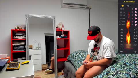 Snapshot of supermanboyxxl chatting on 12.06.24 supermanboyxxl online show from 12.06.24