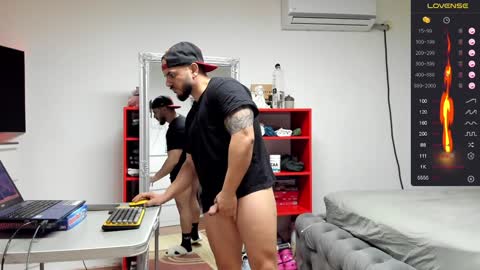 Snapshot of supermanboyxxl chatting on 01.31.25 supermanboyxxl online show from 01.31.25