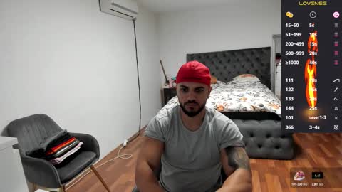 Snapshot of supermanboyxxl chatting on 09.29.25 supermanboyxxl online show from 09.29.25