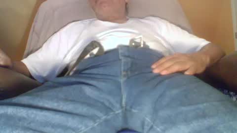 Snapshot of supermasturbador37cam chatting on 10.14.25 supermasturbador37cam online show from 10.14.25