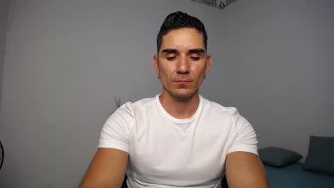 Snapshot of supermen_03 chatting on 12.18.24 jhosh online show from 12.18.24