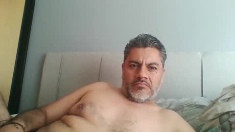 Snapshot of supernovarise chatting on 02.22.25 supernovarise online show from 02.22.25