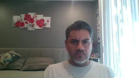 Snapshot of supernovarise chatting on 03.04.25 supernovarise online show from 03.04.25