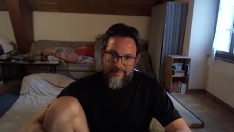 Snapshot of supersquirrel81 chatting on 09.22.25 supersquirrel81 online show from 09.22.25