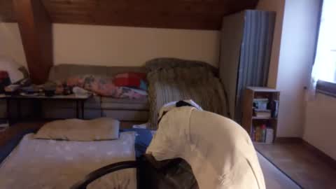 Snapshot of supersquirrel81 chatting on 10.11.25 supersquirrel81 online show from 10.11.25