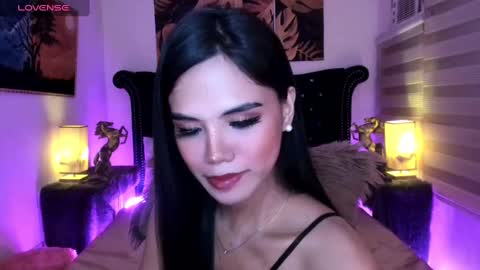 Snapshot of supertrushka chatting on 02.13.25 clainyy online show from 02.13.25