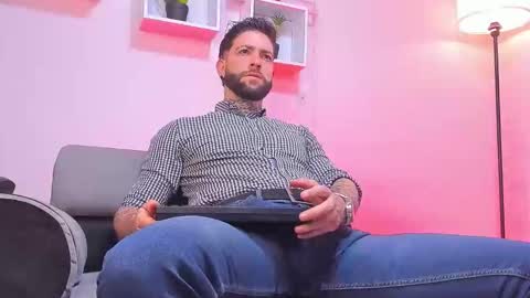 supreme_alpha_ online show from 12.01.25