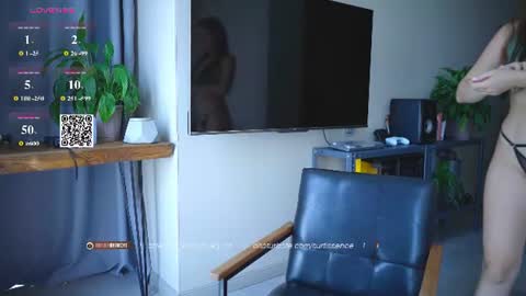 SOFIA  DAMIEN   PVT MODEL online show from 07.21.26
