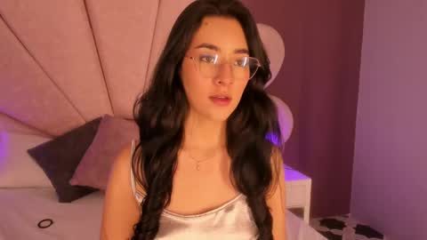 Snapshot of susa1userma_ chatting on 02.10.25 Susann online show from 02.10.25