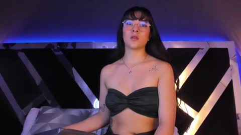 Snapshot of susa1userma_ chatting on 09.12.25 Susann online show from 09.12.25