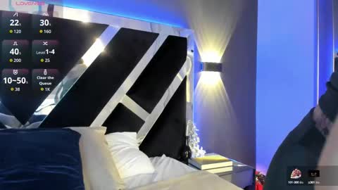 Snapshot of susa1userma_ chatting on 10.16.25 Susann online show from 10.16.25